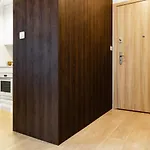 HOUSEHOST Apartment: Miodowa 42/30 Street